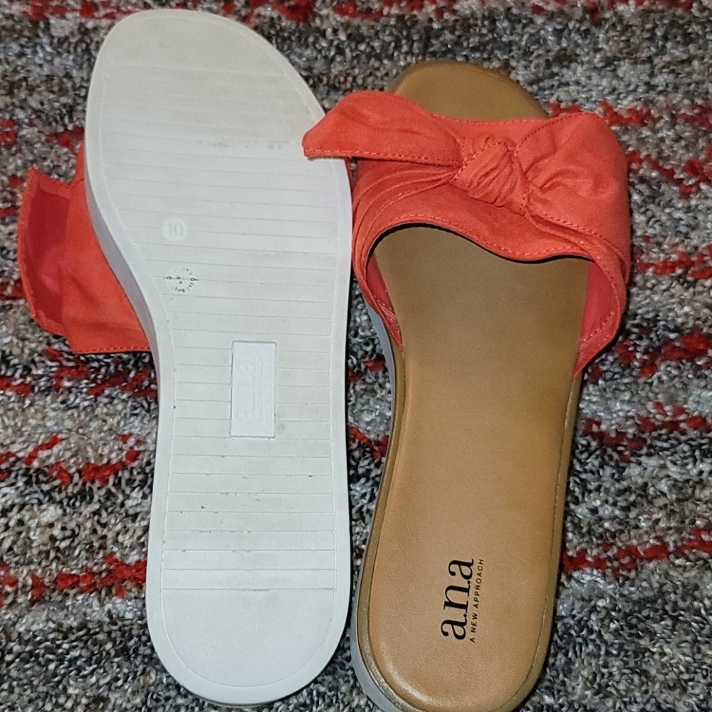 Sandals - Picture 2 of 2